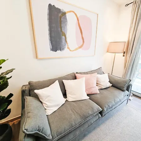 Bright And Beautiful By Acropolis With Balcony - Ako25 Aten