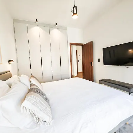 Bright And Beautiful By Acropolis With Balcony - Ako25 * Athens